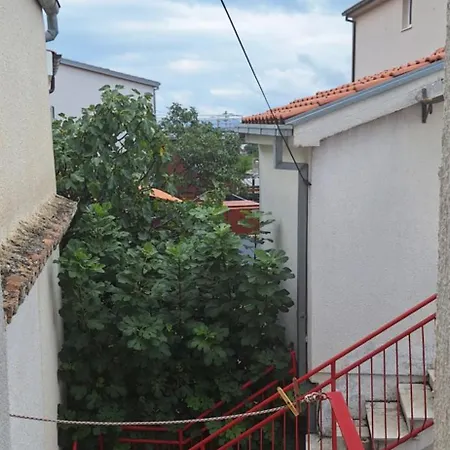 Apartman Villy 2 *
